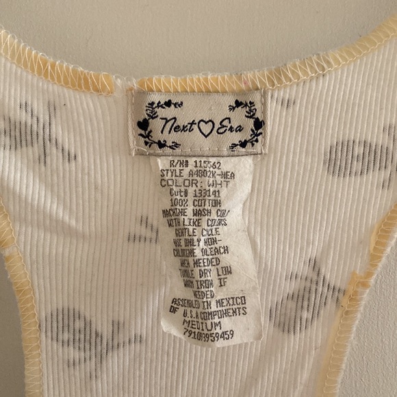 Womens white skull tank top with pink lace detail - Picture 2 of 4